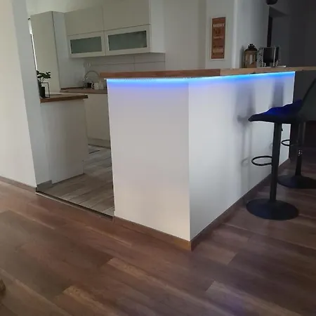 Anna, Ingyenes Wifivel Es Parkolassal. * زالاجيرسيج