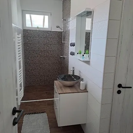 فيلة Anna, Ingyenes Wifivel Es Parkolassal.