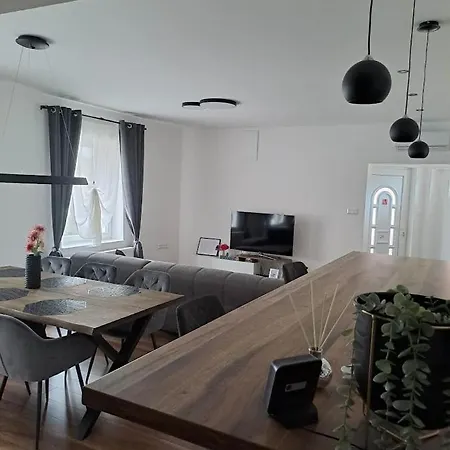 Anna, Ingyenes Wifivel Es Parkolassal. Villa *