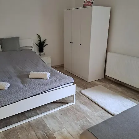 Villa Anna, Ingyenes Wifivel és Parkolással. Zalaegerszeg