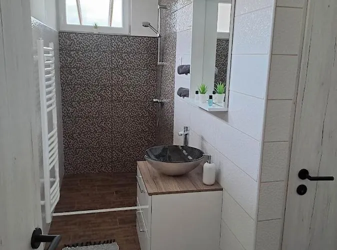 Villa Anna, Ingyenes Wifivel és Parkolással.